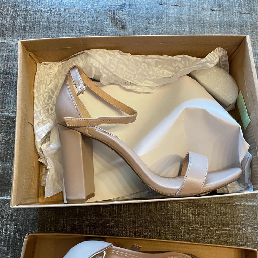 Steve Madden Carrson Blush Leather heels